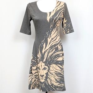 NWT Paganne Mini Dress Short Sleeve Lion Animal Print Gray and Cream Packable XS